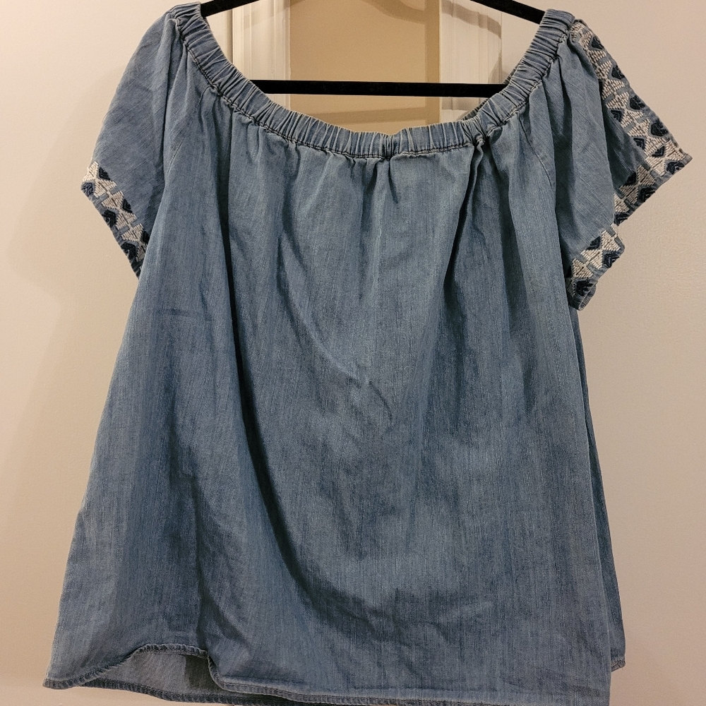 Vince Camuto Off Shoulder Tunic